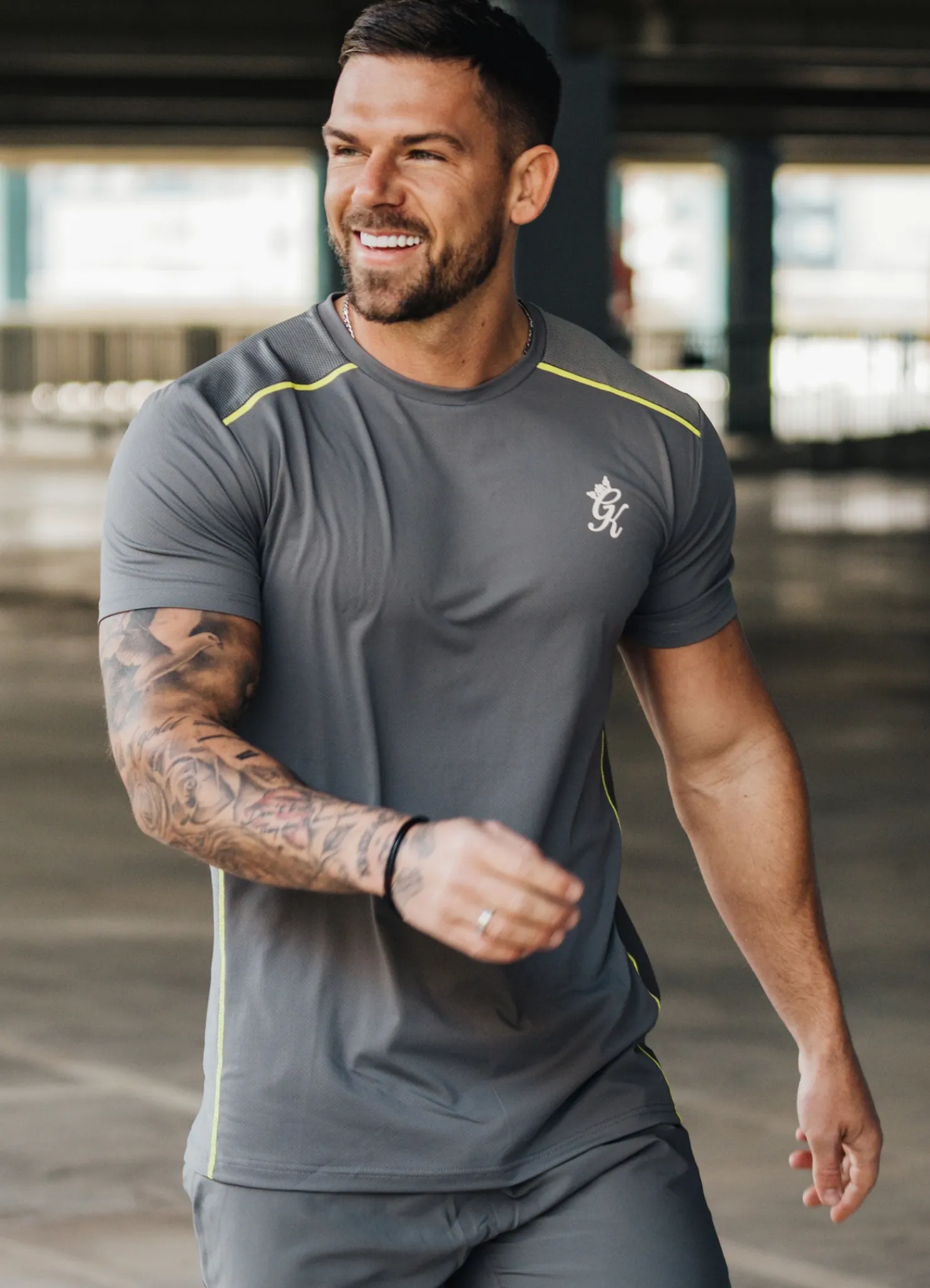 T-Shirts<Gym King Contrast Flex Tee Fossil Grey