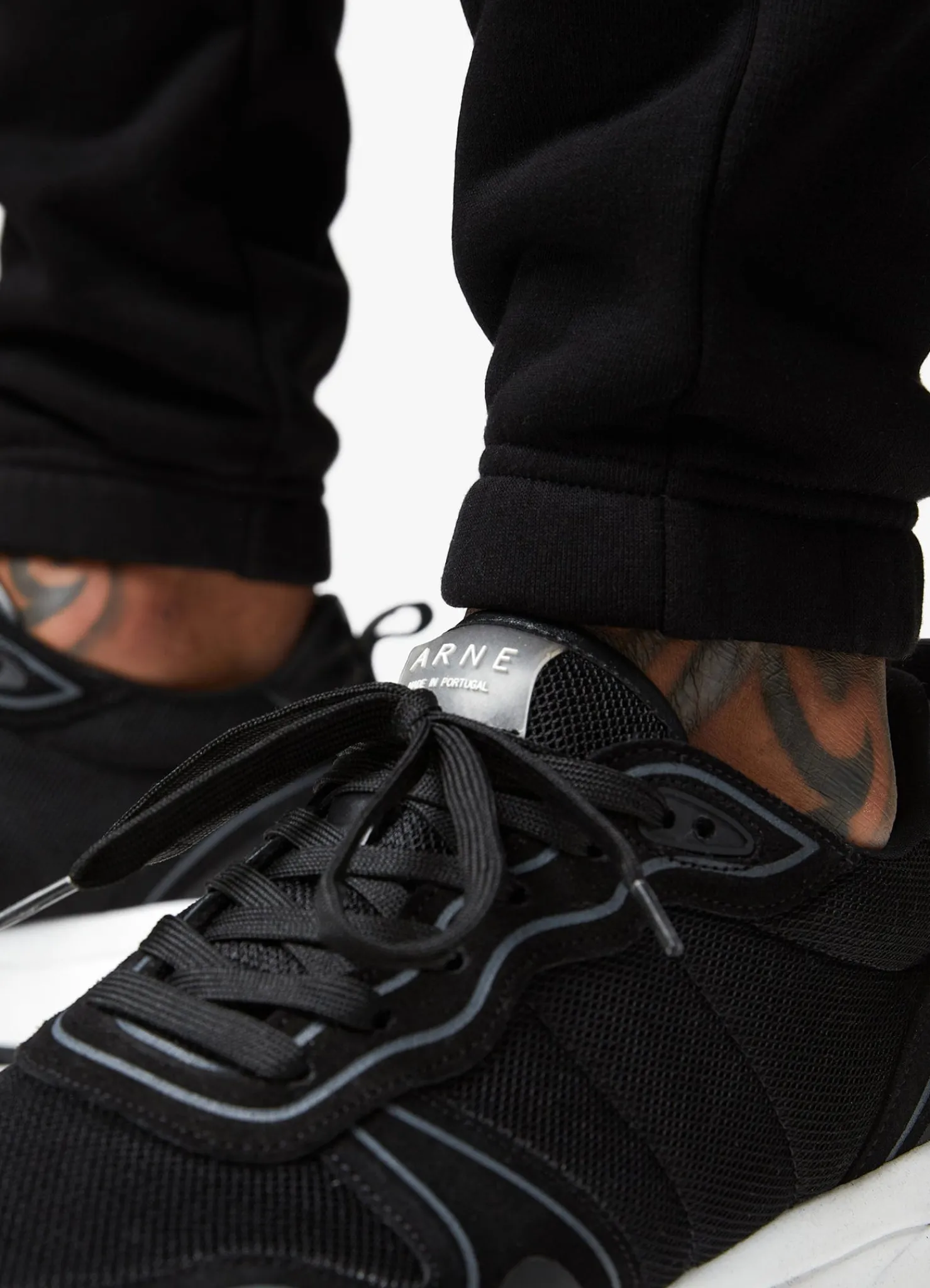 Tracksuit Bottoms<Gym King Limited Edition Established Jogger Black/Gold