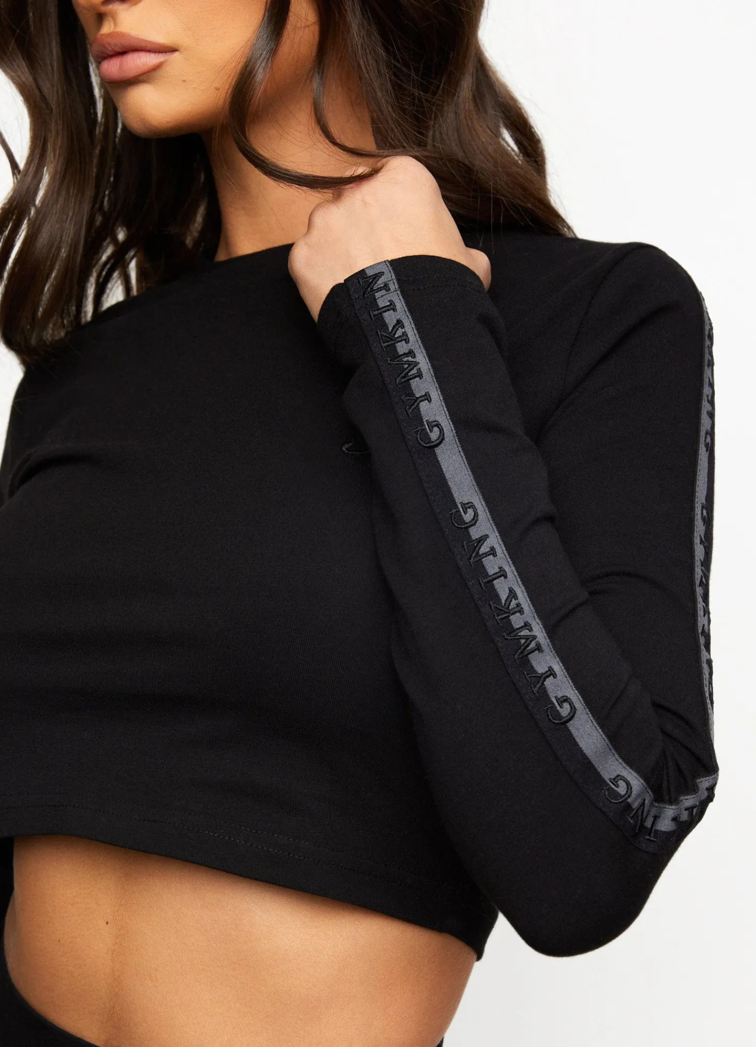 Tops & T-Shirts<Gym King Results Tape Longsleeve Crop Black