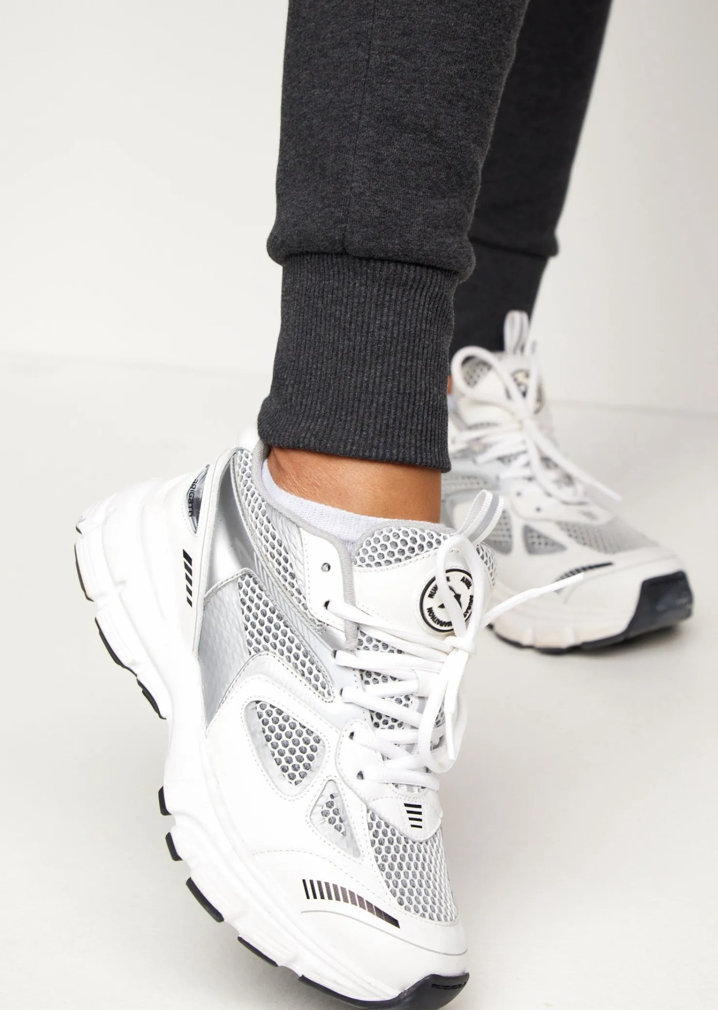 Joggers<Gym King Script Slouch Jogger Charcoal Marl/White