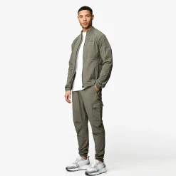 Tracksuits<Gym King Utility Woven Tracksuit Olive